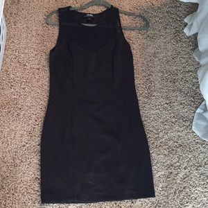 Lulu’s Black Dress